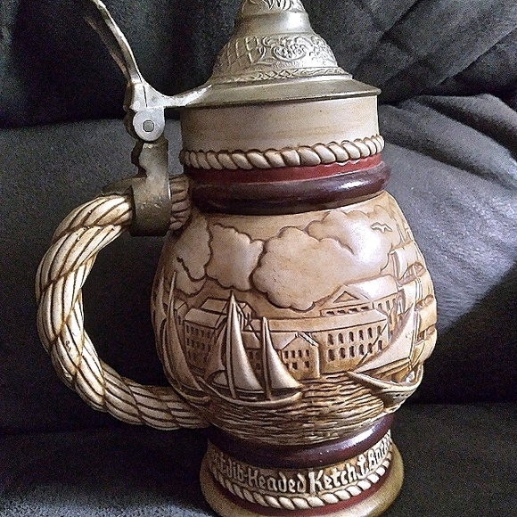 Rare Vintage 1977 Avon Collectable Stein